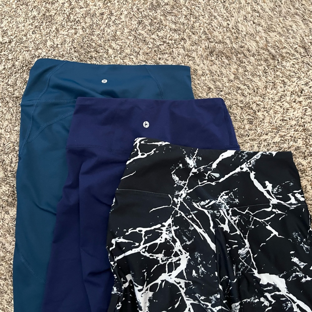 3 Capri Leggings